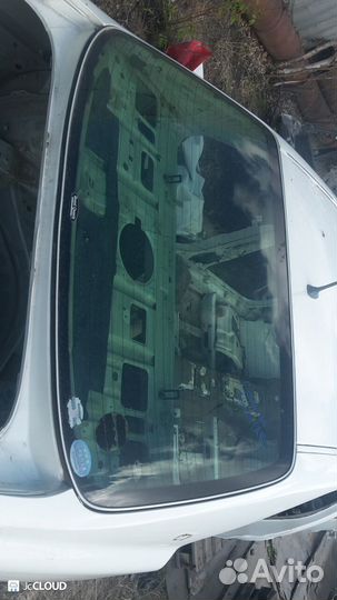 Заднее стекло на toyota crown GRS182 3grfse