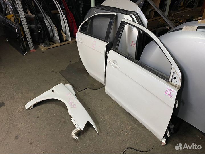 Дверь правая Mitsubishi Lancer 10