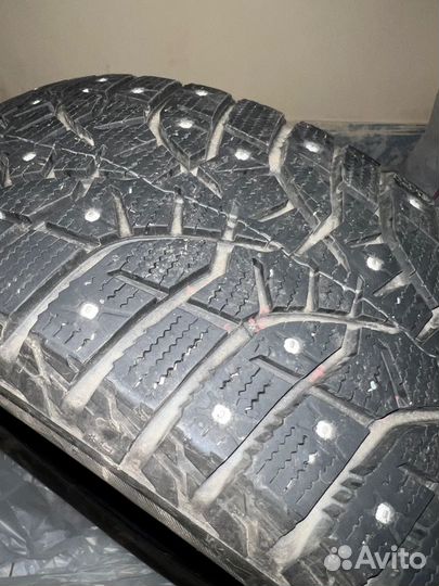 Bridgestone Blizzak Spike-02 SUV 245/55 R19 103T