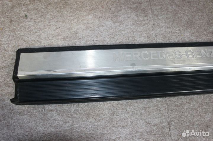 Порожек салонный Mercedes S-Class W140