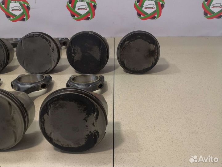 Mercedes W164 5.5 M273 388л.с Поршень шатун