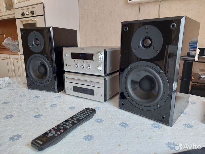 Музыкальный центр yamaha E400 отличное состояние