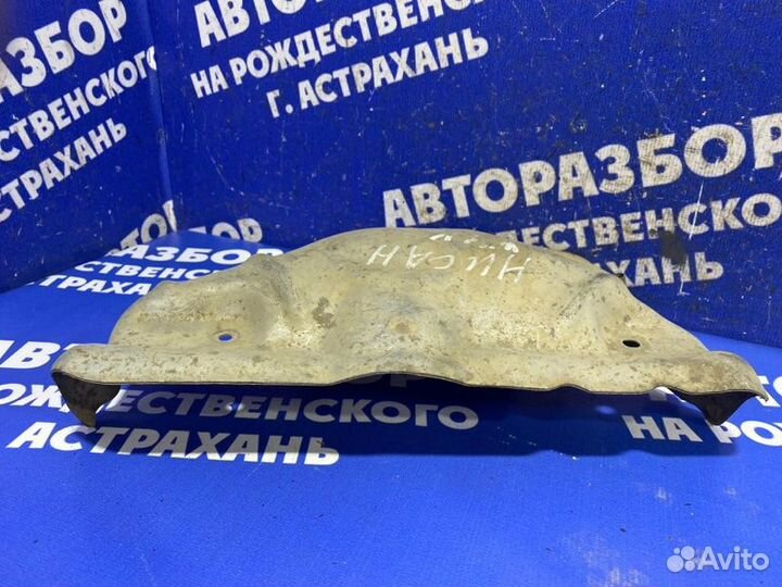 Тепловой экран Nissan Juke кроссовер HR16DE 2014