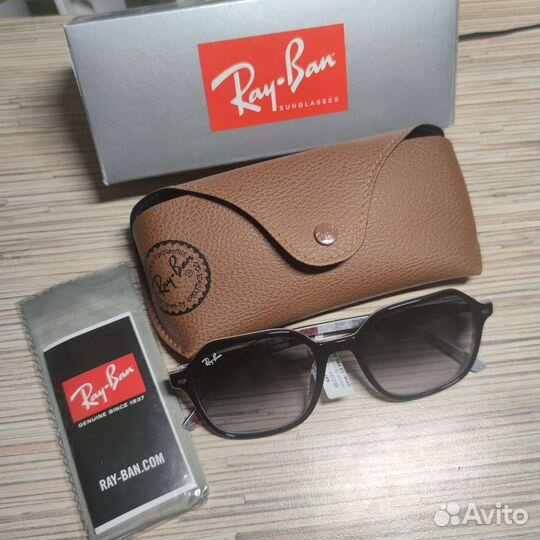 Солнцезащитные очки ray ban