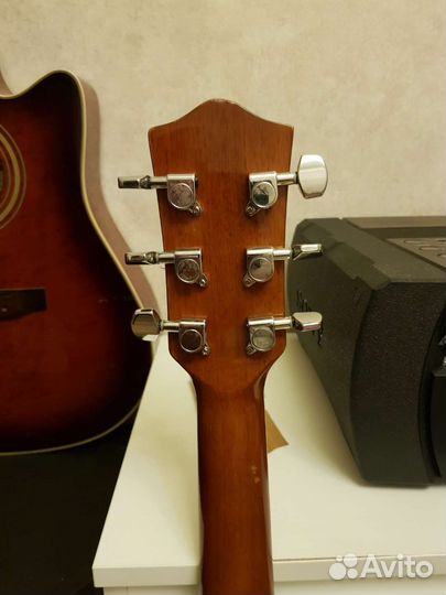 Акустическая гитара бу