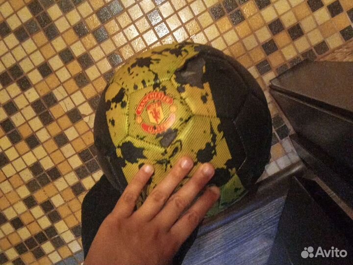 Футбольный мяч бу