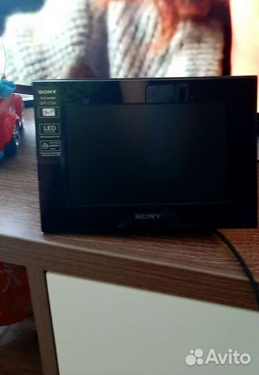 Цифровая фоторамка sony