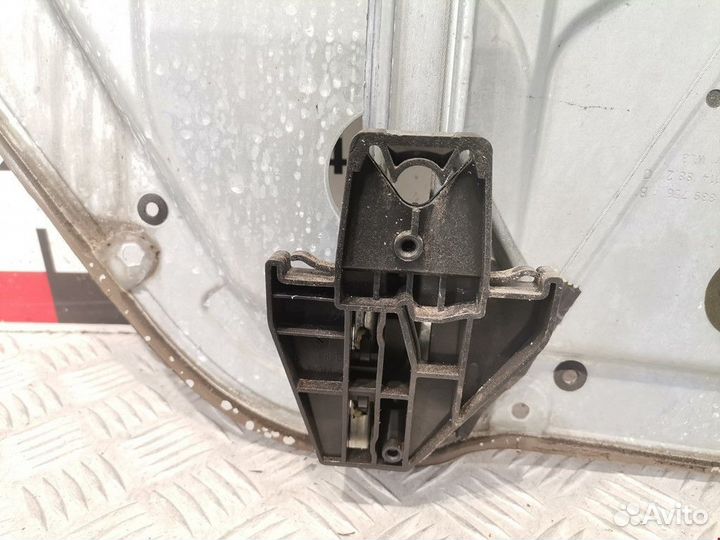 Стеклоподъемник Skoda Fabia (6Y) 2000 6Y0839656