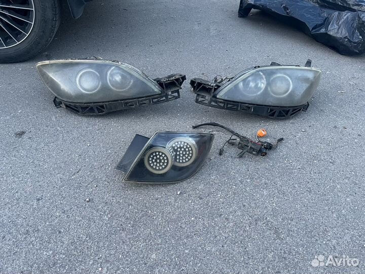 Фары от мазда 3, 2008 года