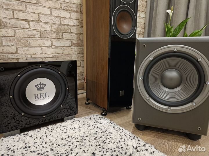 Сабвуфер JBL 150P/230