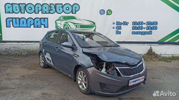 Пластик салона Kia Rio 3