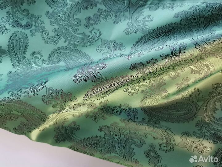 Отрезы подкладочной ткани