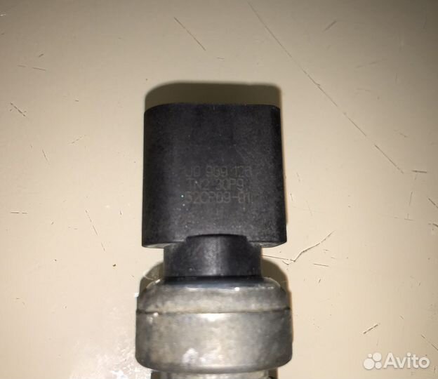 Датчик давления кондиционера VAG IJ0 959 126