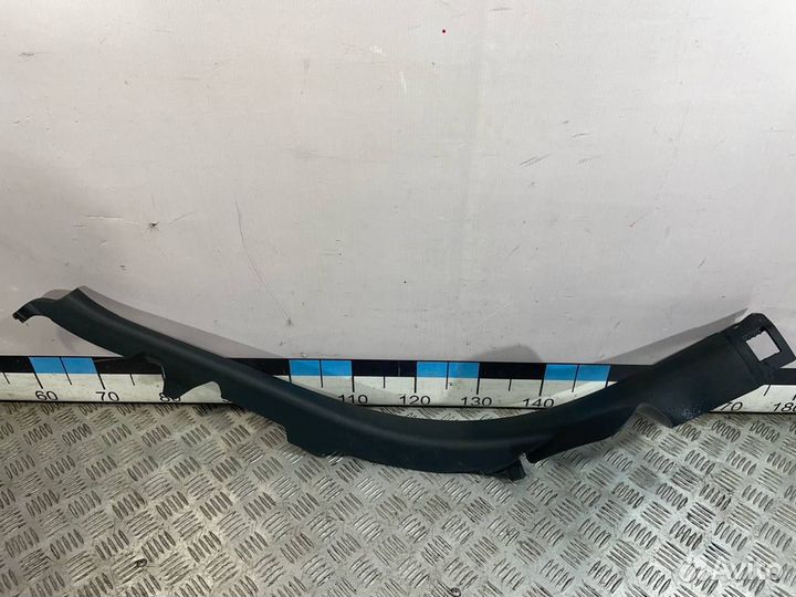 Б/У Накладка порога задняя левая#001