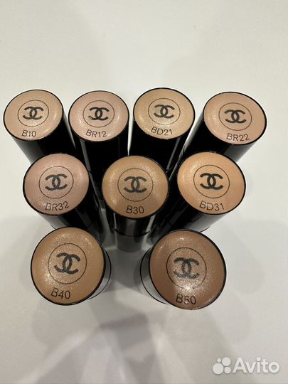 Тональный флюид Chanel Ultra Le Teint Velvet