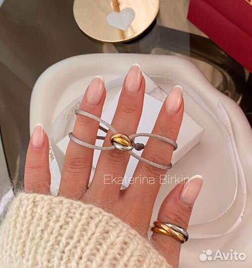 Браслет кольцо cartier trinity цвет серый