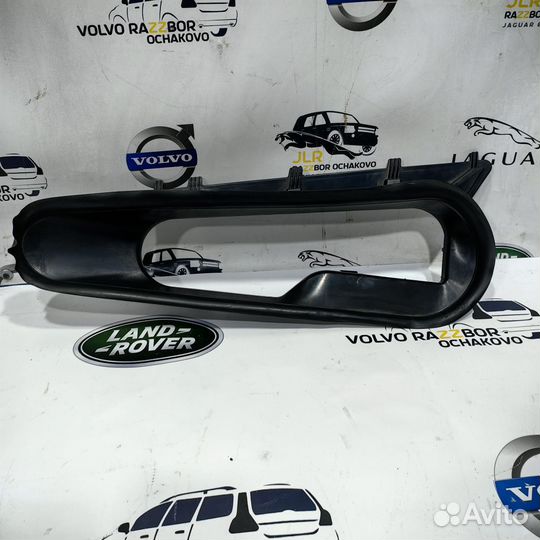 Воздуховод Volvo XC90 SPA 2015-2024 31425364