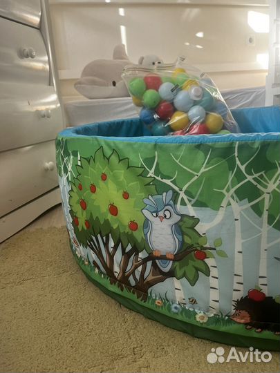 Сухой бассейн с шариками