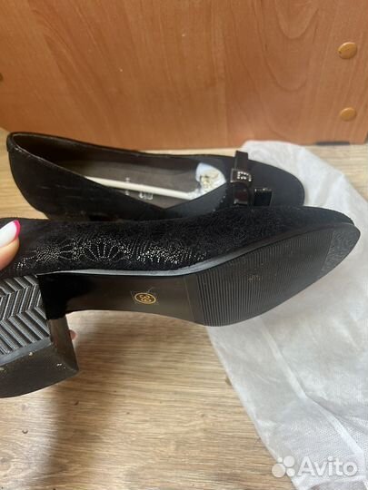 Сандали, туфли