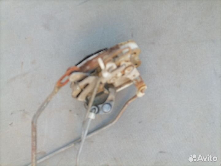 Замок двери передн. левой для Mitsubishi Lancer C6