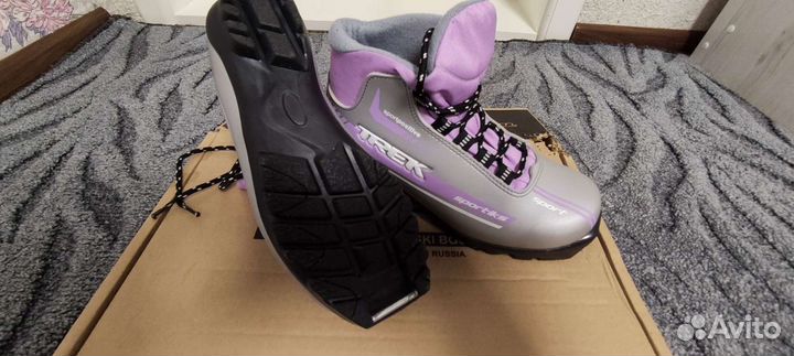 Лыжные ботинки