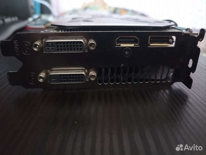 Видеокарта AMD Radeon R7 370