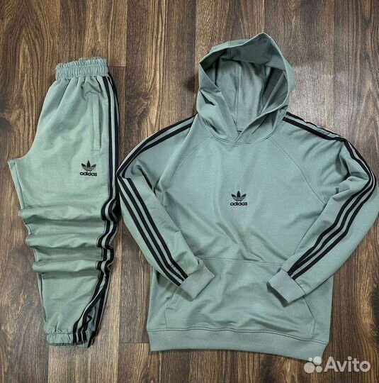 Костюм спортивный adidas мужской