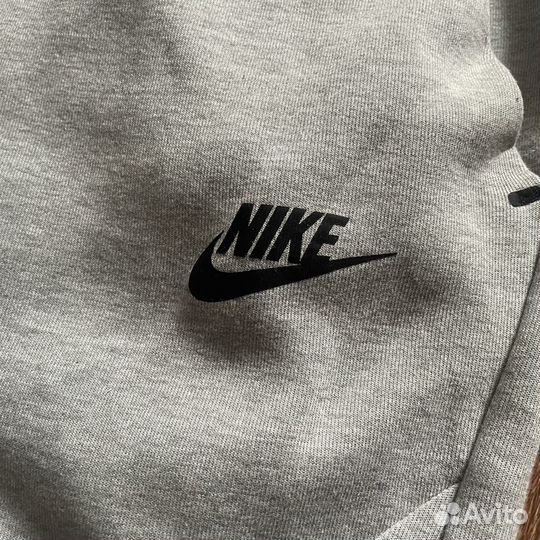 Nike tech fleece спортивки оригинал М