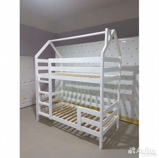Двухъярусная кровать новая