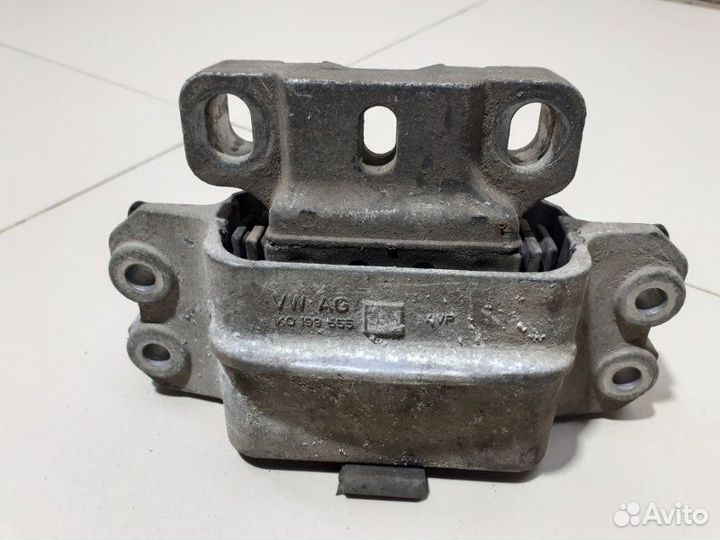 Опора двигателя левая Volkswagen Golf 5