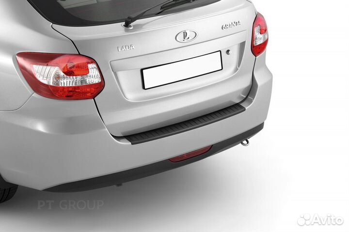 Накладка на задний бампер Гранта лифтбэк 2014-2017