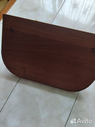 Полочка настенная деревянная