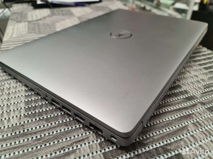 Ноутбук Dell Precision 3551 i7 32GB DDR4 512GB SSD