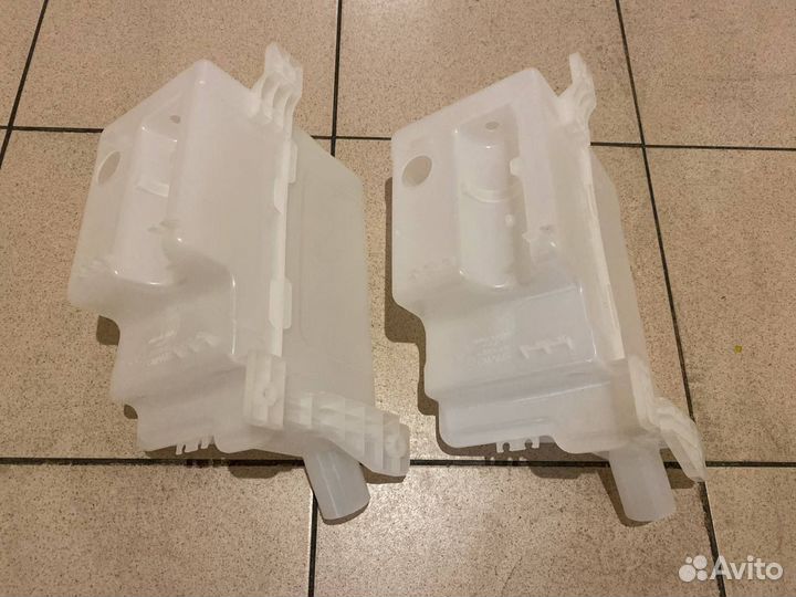 Бачок омывателя моторчик датчик уровня Zeekr 001