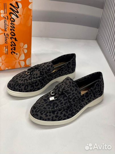 Лоферы женские