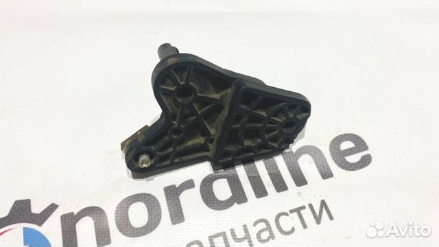 Рычаг МКПП промежуточный Volkswagen Jetta 5 седан