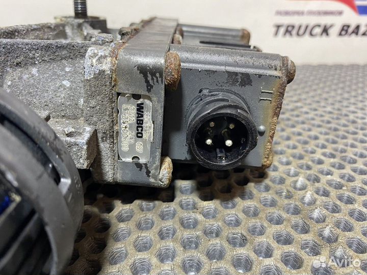 Кран уровня пола главный