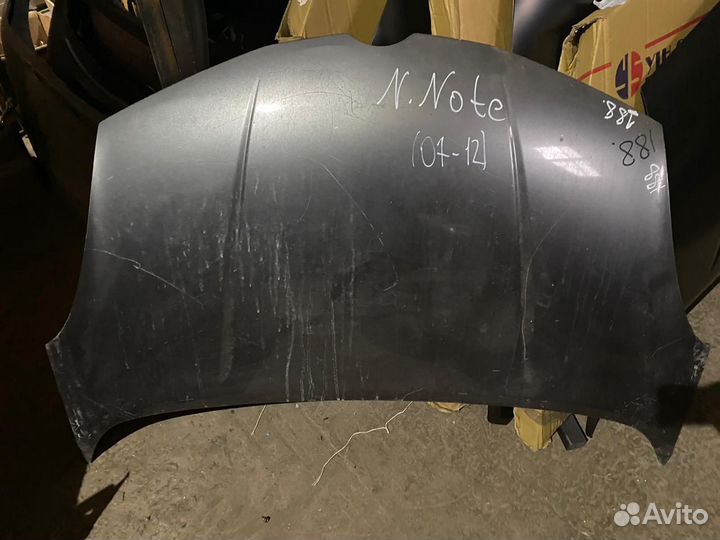 Капот Nissan note