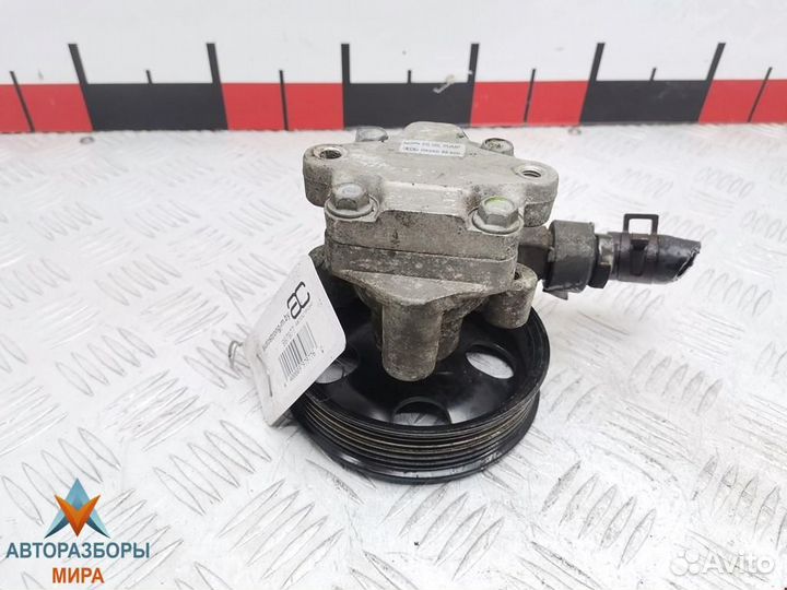 Насос гидроусилителя руля Kia Carens 2 2005