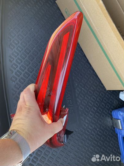 Левый задний наружный фонарь Hyundai Solaris 2