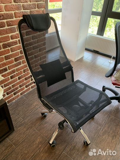 Компьютерное кресло