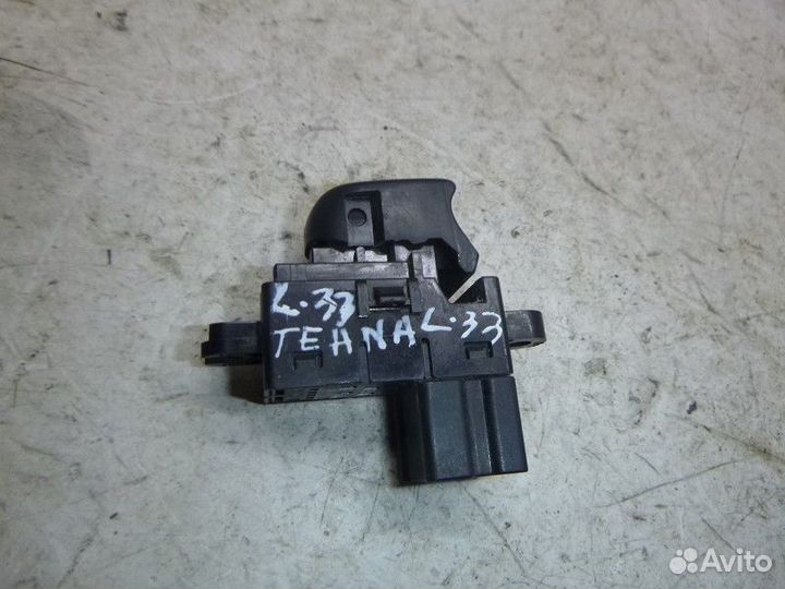 Кнопка стеклоподъемника nissan teana L33 2015