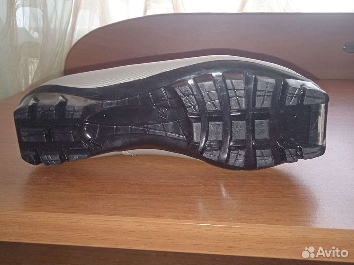 Лыжные ботинки 37 размер