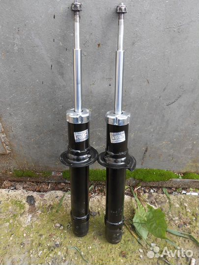 Стойка передняя 54611-3K060 пара