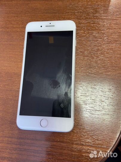 Телефон iPhone 8 plus