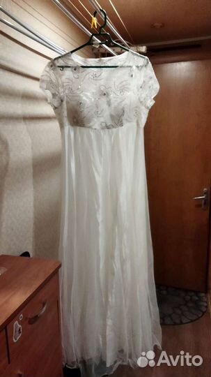 Белое вечернее платье как новое