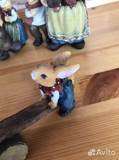 Пасхальная семья зайчиков