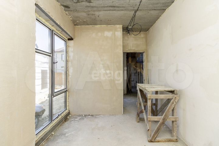 Дом 243,2 м² на участке 12,6 сот.