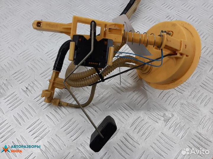 Датчик уровня топлива BMW 3 E90/E91/E92/E93 2005