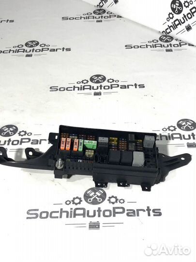 Блок предохранителей задний Mercedes GL W164